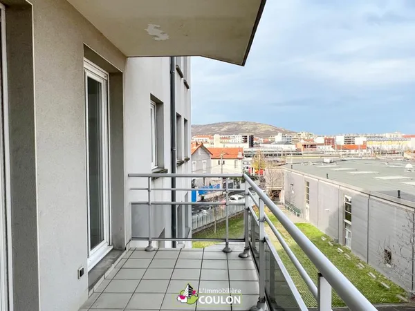 LYCEE BLAISE-PASCAL/RUE DE VERTAIZON 