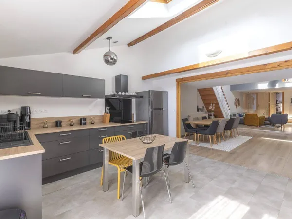 Maison 5 pièces 170 m² 