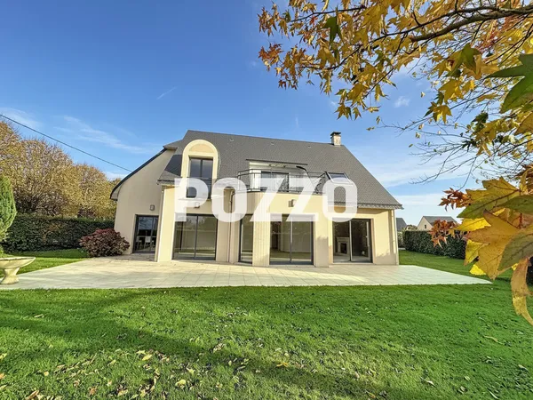 MAISON JULLOUVILLE - 7 pièce(s) - 200 m2 