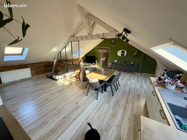 Appartement lumineux de 100m2 