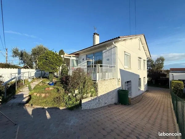 Maison 6 pièces 145 m² 