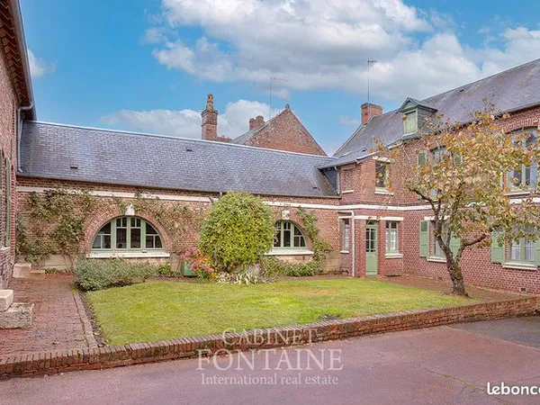 Maison 7 pièces 145 m² 