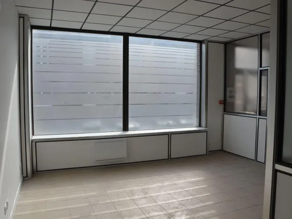 Local 1 pièce 23 m² 