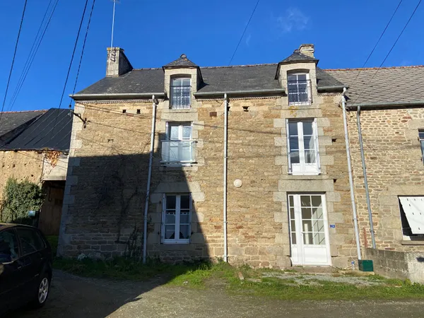 A VENDRE MAISON 4 CHAMBRES//10MN DE DINAN//TERRAIN NON ATTENANT 