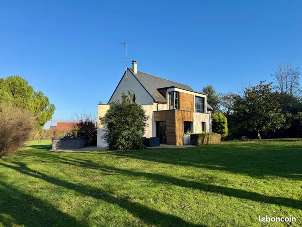 Propriété 7 pièces 200 m² 