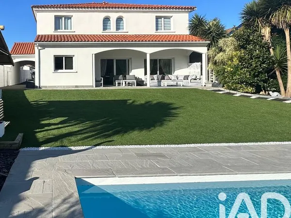Villa 6 pièces 185 m² 