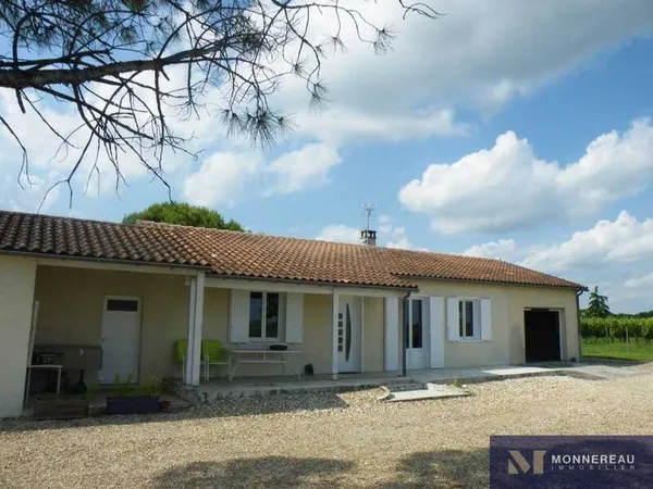 Maison de plain-pied 5 pièces 94 m² 