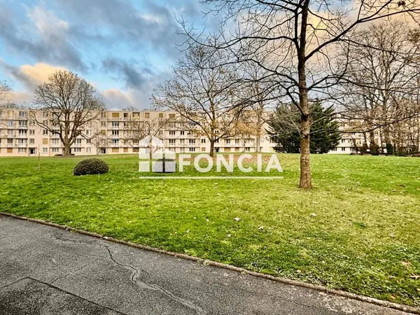 Appartement 5 pièces 82 m² 