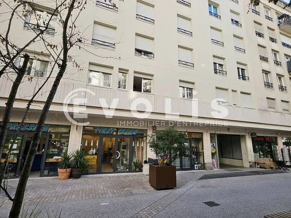 Bureaux 90 m² 