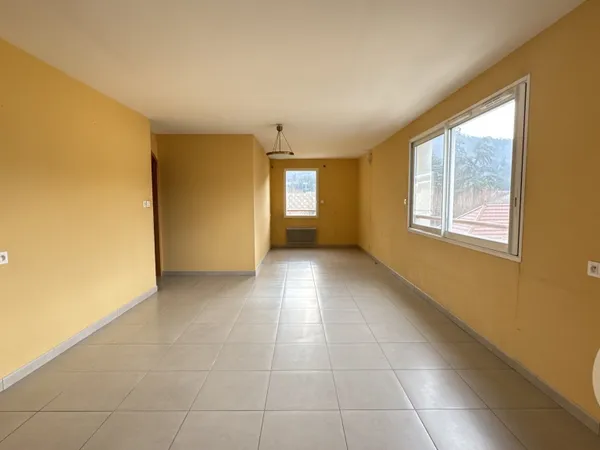 Appartement 3 pièces 81 m² 