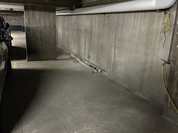 Parking 10 m² 