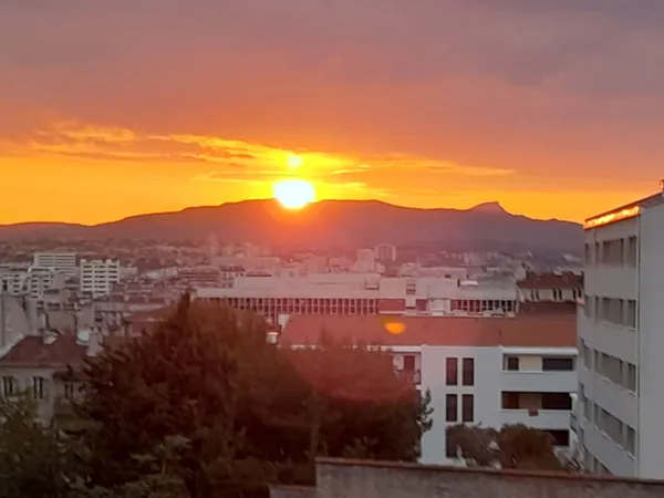 Vends appartement 90m² Marseille 6ème 