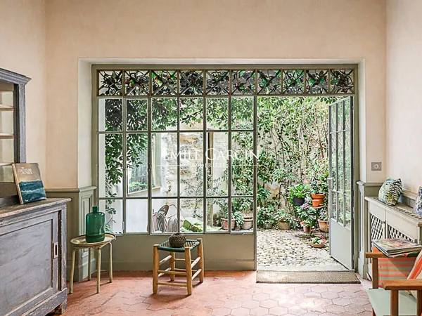 A vendre -Palais des Papes -Avignon -Maison de ville Triplex -3 