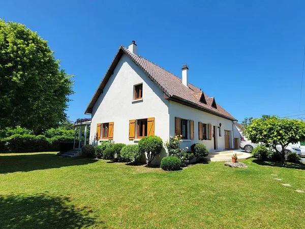 Maison 8 pièces 184 m² 