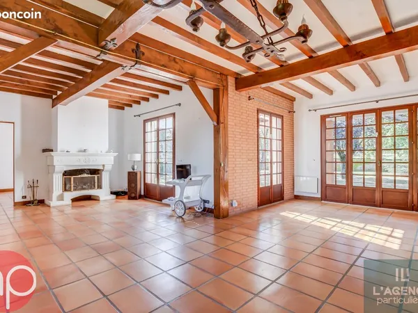 Maison 5 pièces 153 m² 