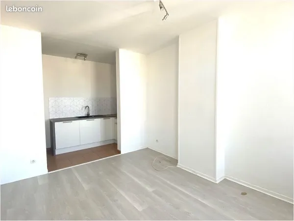 Appartement 1 pièce 28 m² 