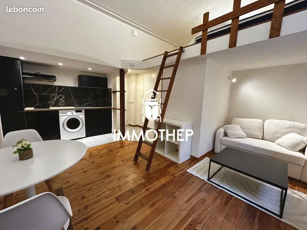 Studio 1 pièce 23 m² 