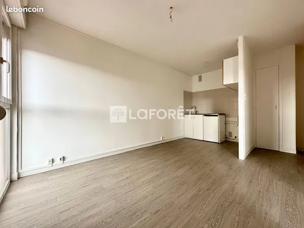 Studio 2 pièces 33 m² 