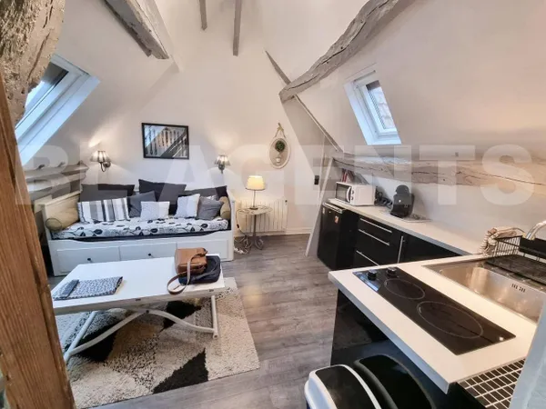 Studio 1 pièce 22 m² 