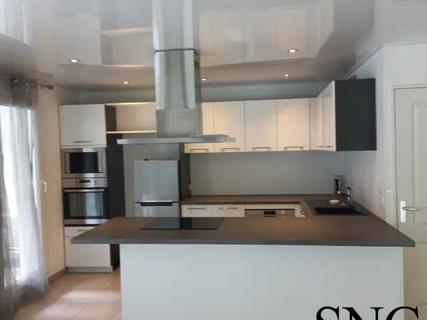 Appartement 3 pièces 80 m² 