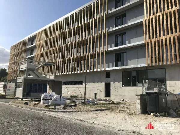 Bureaux 416 m² 