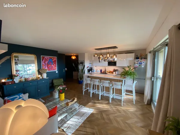 Appartement 2 Pièces - 50 m² dans parc arboré, avec concierge et parking double 