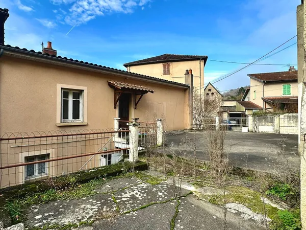 Immeuble 5 pièces 140 m² 