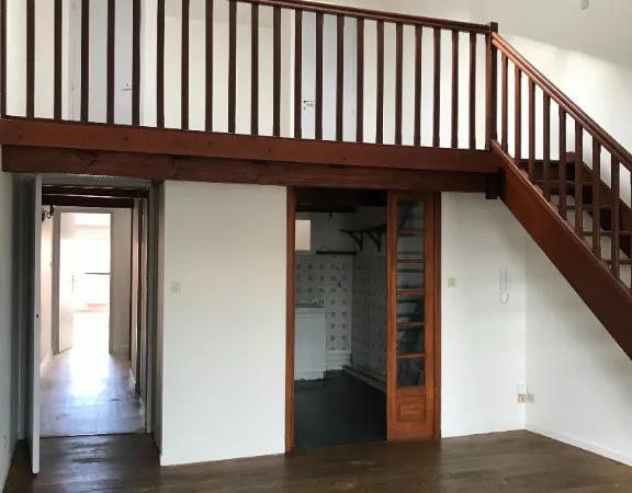 PAMIERS Centre ville - Spacieux appartement T3 - 