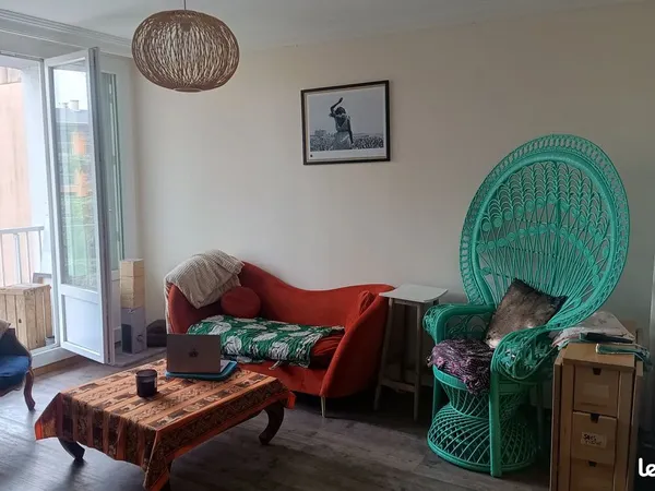Appartement / Rue Charles Rivail 