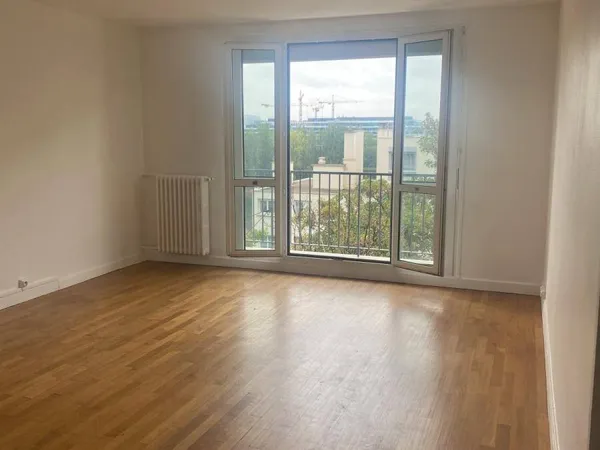 Studio 1 pièce 33 m² 