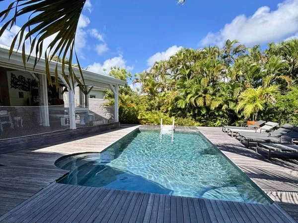 Villa 9 pièces 300 m² 