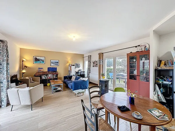 Maison de plain-pied 4 pièces 102 m² 