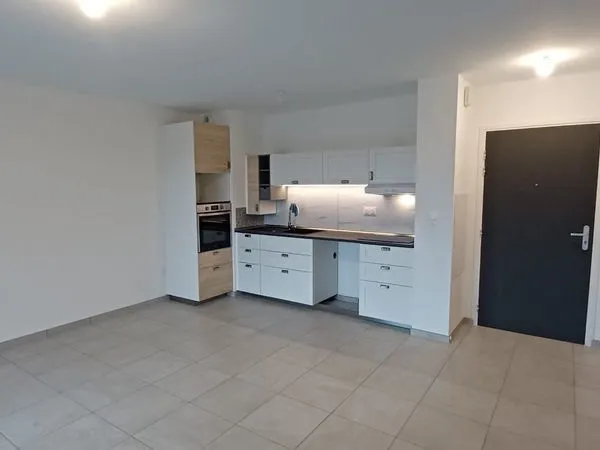 METZ Appart T4 Neuf 85m², 3 chambres, 2 sdbain, 2 WC, terras 