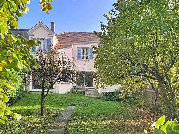 Vends Maison 181m² - Le Chesnay Glatigny 