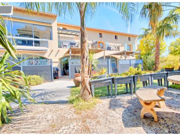 Mas provençale de 11 logements 
