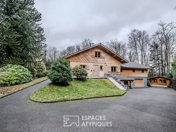 Chalet esprit trappeur chic et son parc arboré proche Genève 