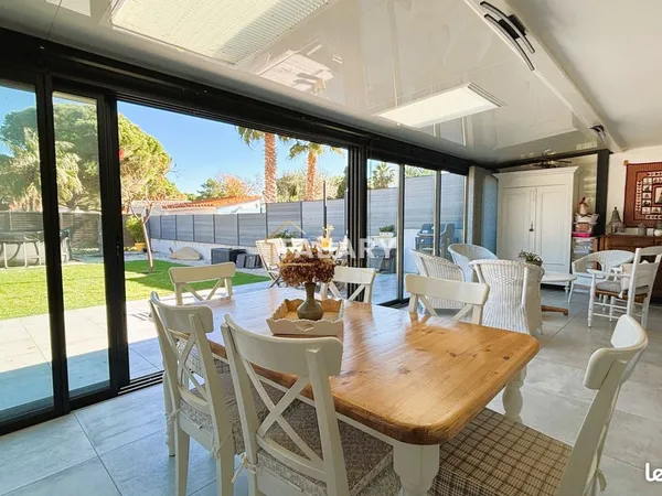Villa 5 pièces 123 m² 
