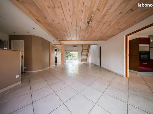 Maison 7 pièces 170 m² 