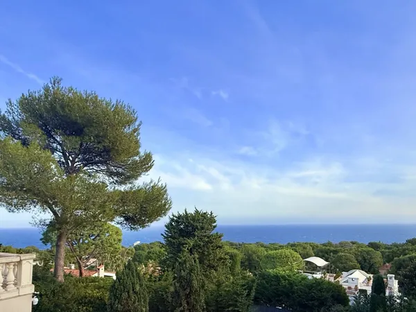 Saint-Jean-Cap-Ferrat - Villa avec vue panoramique sur la mer et 