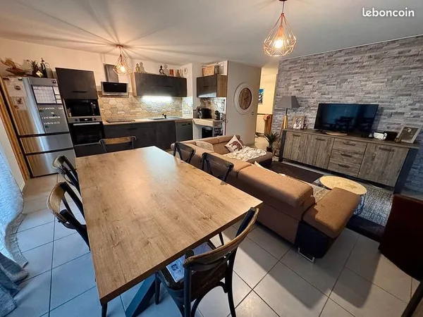 Appartement 4 pièces 82 m² 