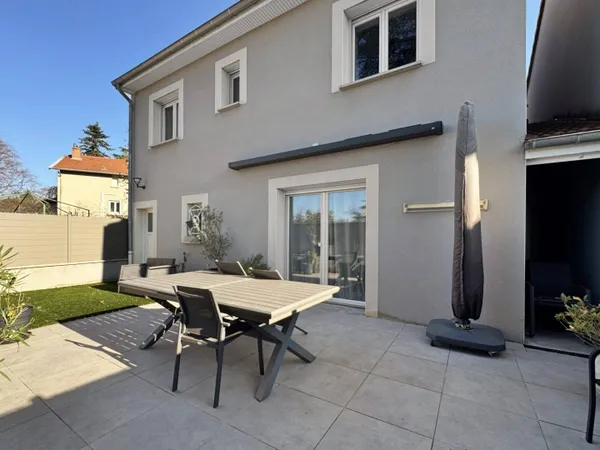 Maison 5 pièces 122 m² 