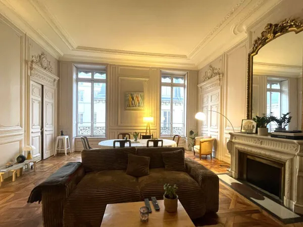 Appartement 5 pièces 135 m² 