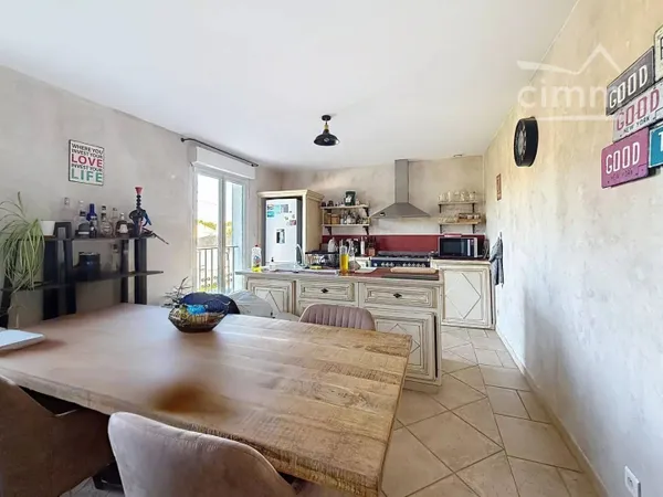 Appartement 1 pièce 75 m² 