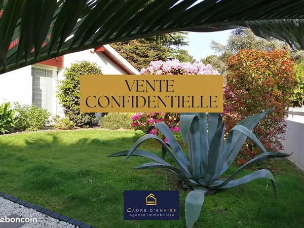 Propriété 6 pièces 160 m² 