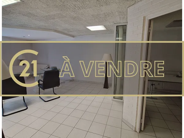 Bureaux 196 m² 