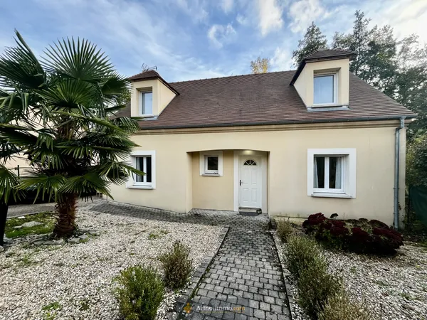 Maison T5 de 111m2, Terrain 503 m2 DPE : C 