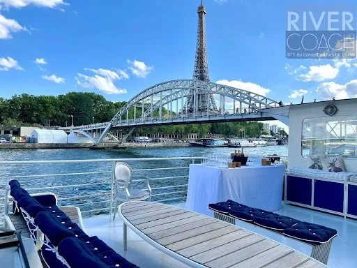 Péniche 5 pièces 150 m²
