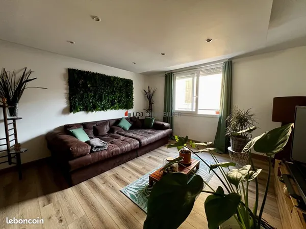 Maison 6 pièces 168 m² 