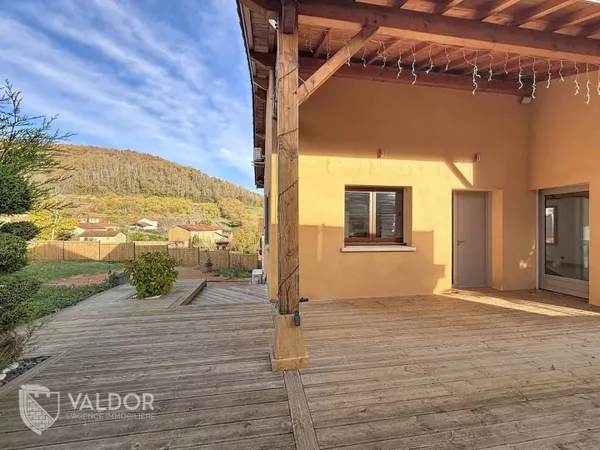 Maison 6 pièces 160 m² 