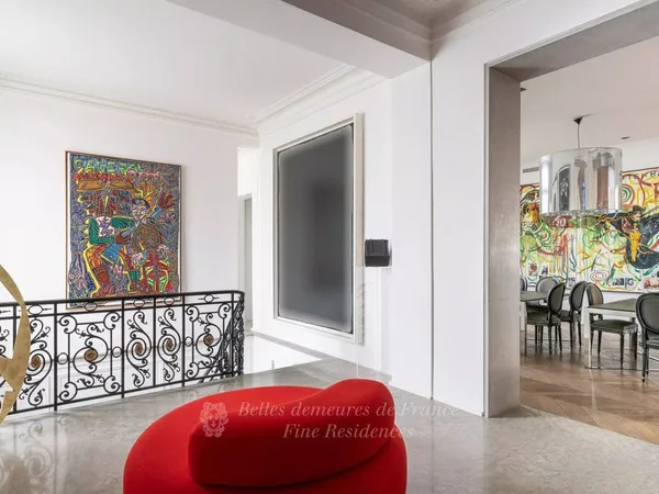 Appartement 10 pièces 296 m² 